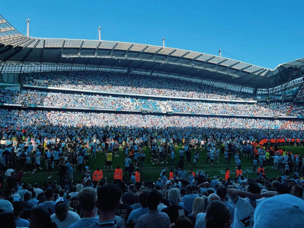 阿媒：埃切韦里想冬窗租回河床，但曼城希望再次租给欧洲球队（阿媒称埃切韦里想冬窗租返河床，曼城更愿将其再租往欧洲球队）