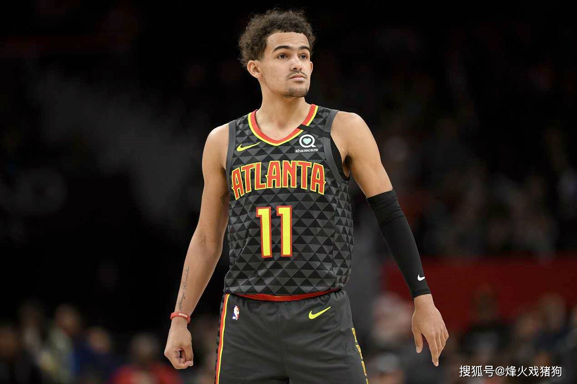 巴西上一次落位世界杯C组是2002年，近两届冠军都出自C组（巴西上次被分入世界杯C组还是2002年，最近两届冠军均出自C组）