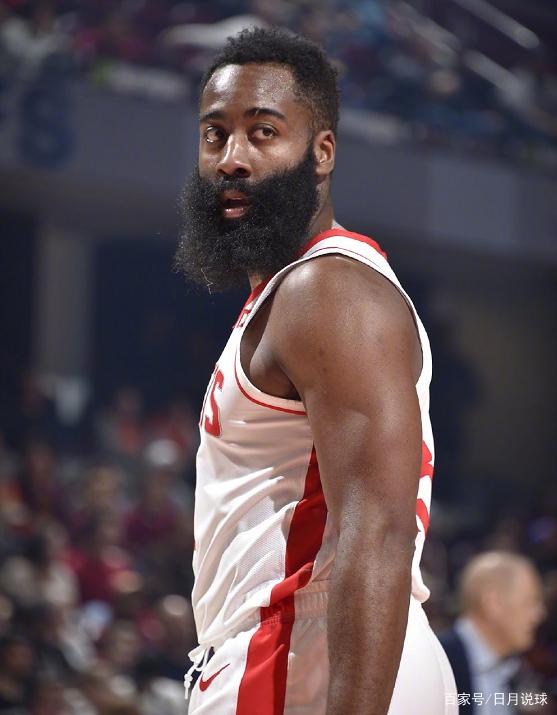 德保罗夺得职业生涯首个联赛冠军，此前已拿下世界杯+美洲杯（德保罗职业生涯首次问鼎联赛，此前已加冕世界杯与美洲杯）