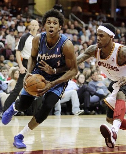 环足奖年最佳男足俱乐部候选：巴黎、切尔西、巴萨、拜仁在列（环球足球奖年度最佳男足俱乐部候选名单：巴黎、切尔西、巴萨与拜仁入围）