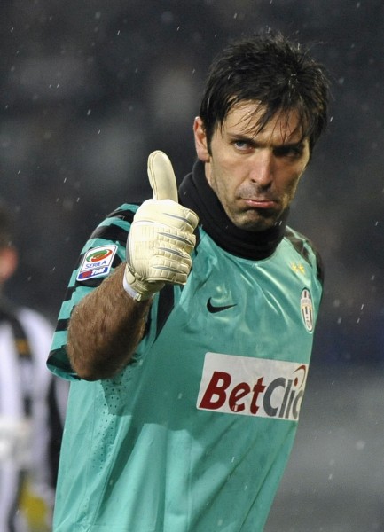 泰晤士报列举格伊可能下家：红军、皇萨、拜仁以及曼城在列（泰晤士报：格伊潜在下家涵盖红军、皇萨、拜仁与曼城）