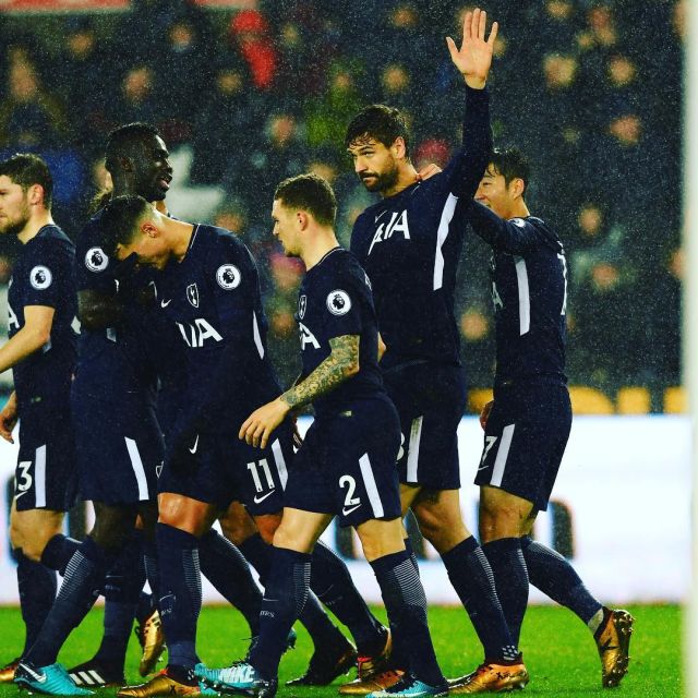 守门员必须掌握的基础动作（门将必会的基本动作）