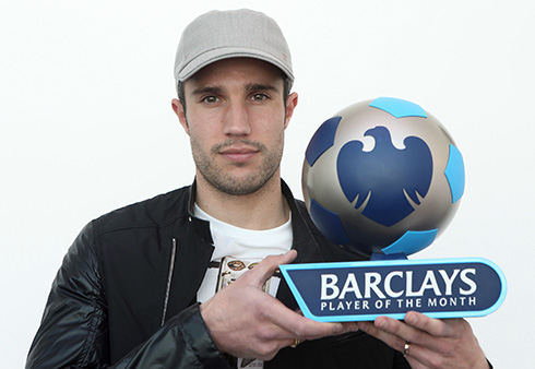 河南1-1云南，阿奇姆彭破门，史成龙送礼恩里克扳平（河南与云南1-1握手言和：阿奇姆彭先拔头筹，史成龙失误送礼，恩里克扳平）