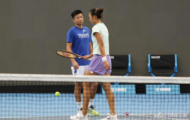 线上找到突 线上找到突